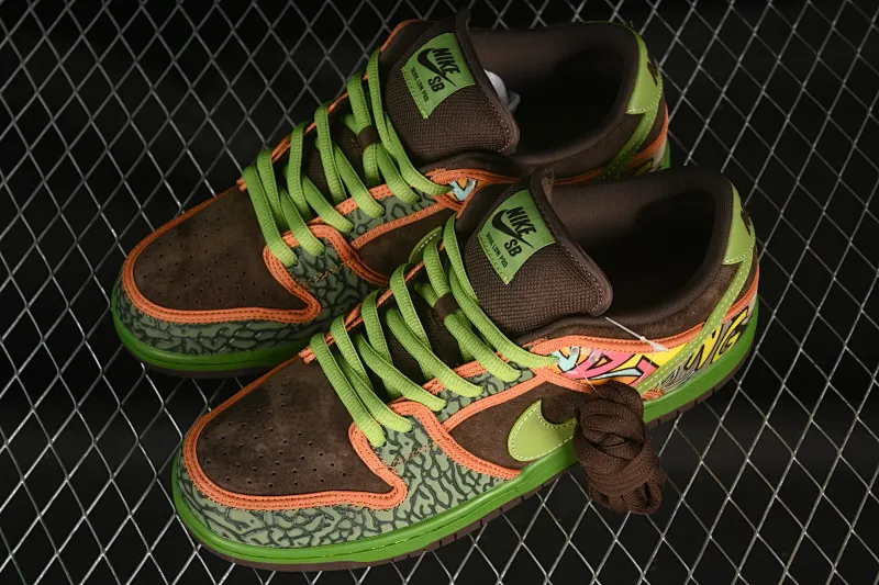 All Categories Nk SB Dunk Series Nk SB Dunk Low Low-top sneakers Pure original Nk Dunk SB Low "De La Soul" joint model Baroque brown SB low-top casual sneakers 789841-332